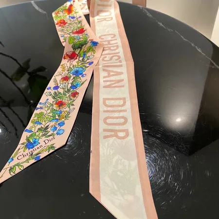 スーパーコピー ディオール マフラー