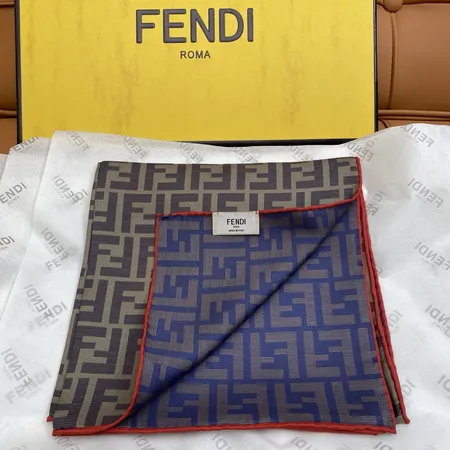 スーパーコピー フェンディ マフラー