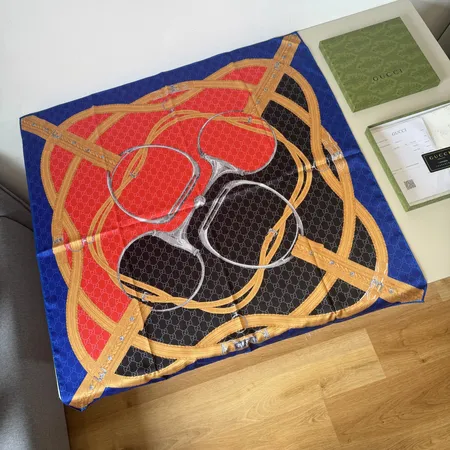 スーパーコピー グッチ マフラー