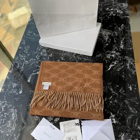 スーパーコピー セリーヌ マフラー