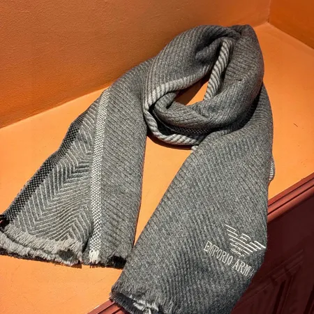 スーパーコピー フェンディ マフラー