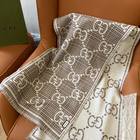 スーパーコピー グッチ マフラー