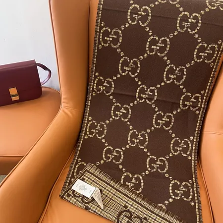 スーパーコピー グッチ マフラー