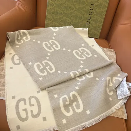 スーパーコピー グッチ マフラー