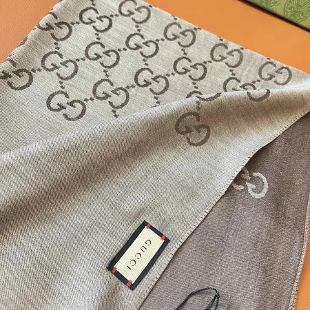 スーパーコピー グッチ マフラー