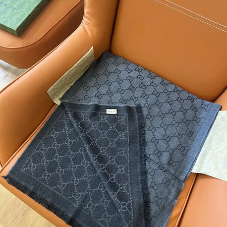 スーパーコピー グッチ マフラー