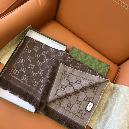 スーパーコピー グッチ マフラー