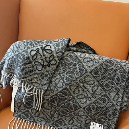 スーパーコピー ロエベ マフラー