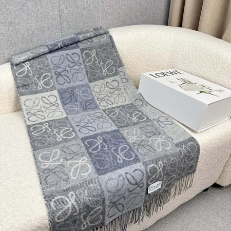 スーパーコピー ロエベ マフラー