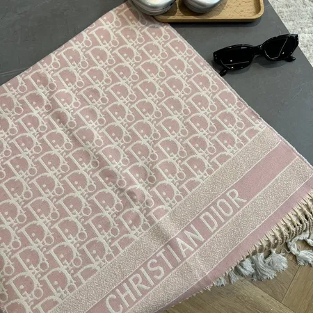 スーパーコピー ディオール マフラー