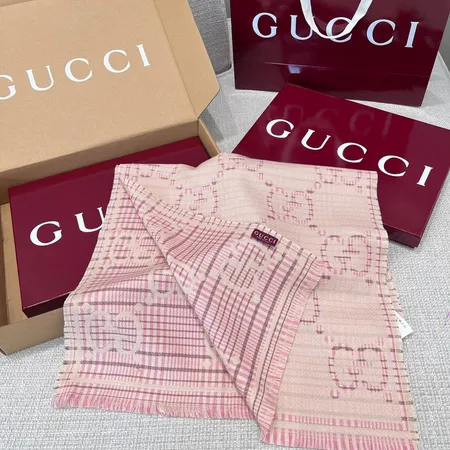 スーパーコピー グッチ マフラー