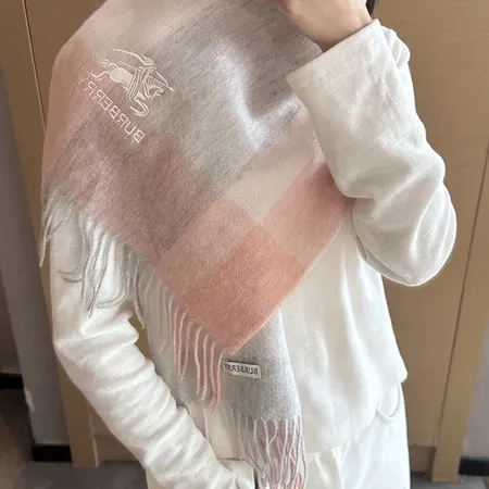 スーパーコピー バーバリー ス マフラー