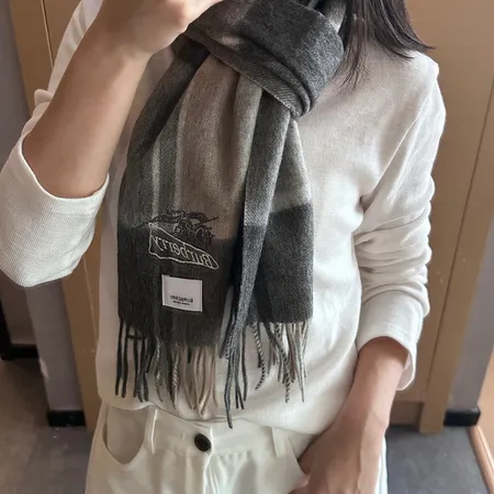 スーパーコピー バーバリー ス マフラー