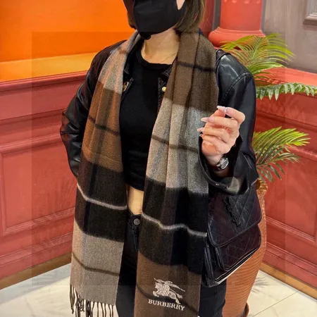 スーパーコピー バーバリー ス マフラー