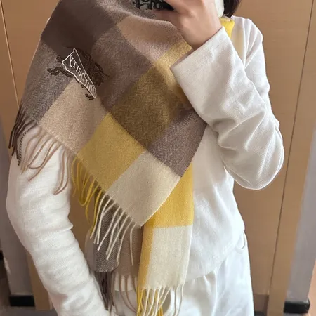 スーパーコピー バーバリー ス マフラー