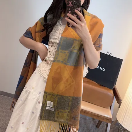 スーパーコピー ヴィヴィアン・ウエストウッド マフラー