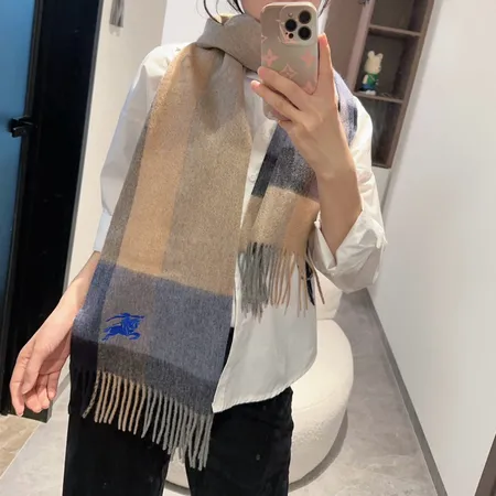 スーパーコピー バーバリー ス マフラー