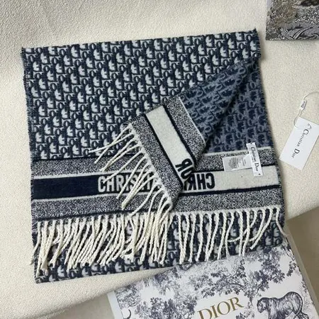 スーパーコピー ディオール マフラー