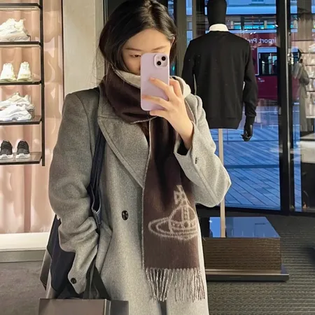 スーパーコピー ヴィヴィアン・ウエストウッド マフラー