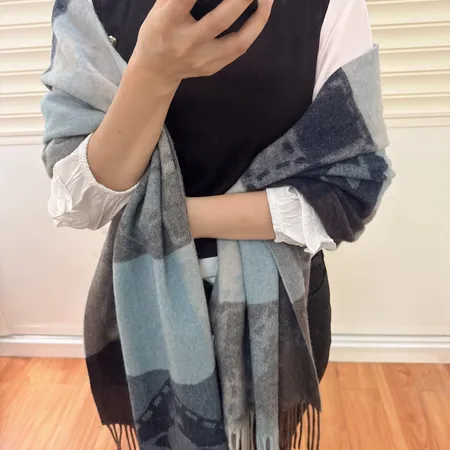 スーパーコピー ヴィヴィアン・ウエストウッド マフラー