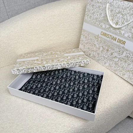 スーパーコピー ディオール マフラー