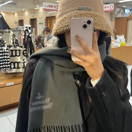 スーパーコピー ヴィヴィアン・ウエストウッド マフラー