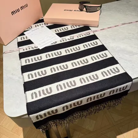  スーパーコピー フェンディ マフラー