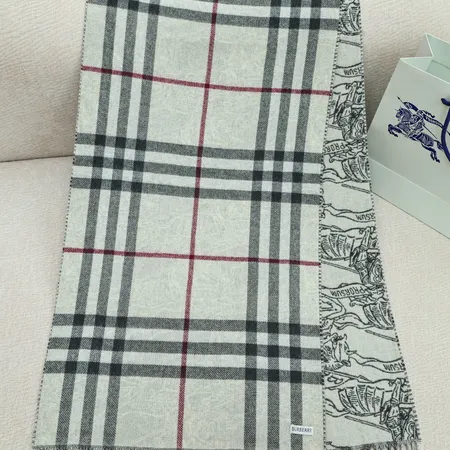 スーパーコピー バーバリー ス マフラー