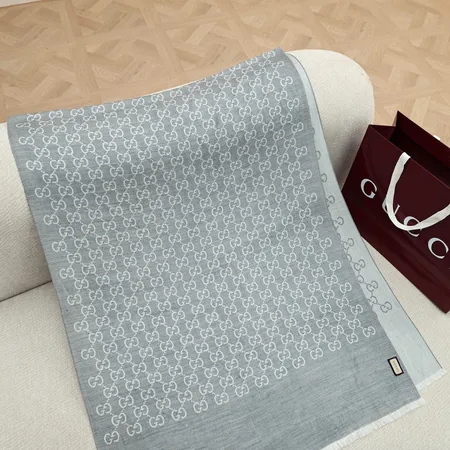 スーパーコピー グッチ マフラー