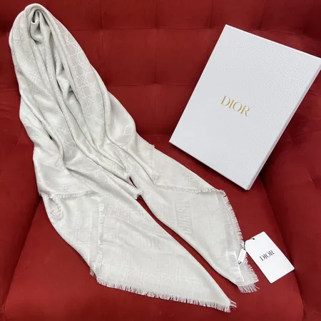 スーパーコピー ディオール マフラー