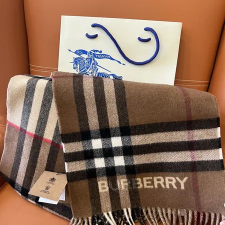 スーパーコピー バーバリー ス マフラー