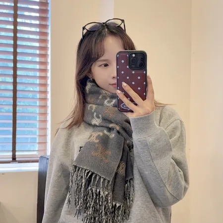 スーパーコピー セリーヌ マフラー