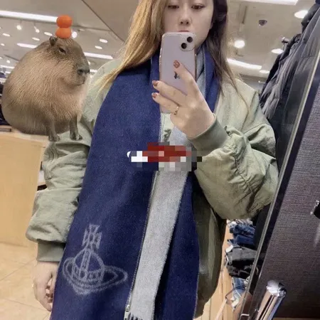 スーパーコピー ヴィヴィアン・ウエストウッド マフラー