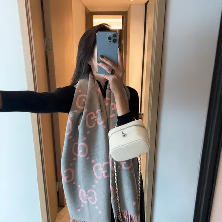 スーパーコピー グッチ マフラー