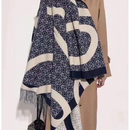 スーパーコピー ロエベ マフラー