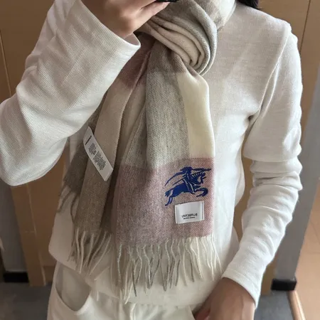 スーパーコピー バーバリー ス マフラー