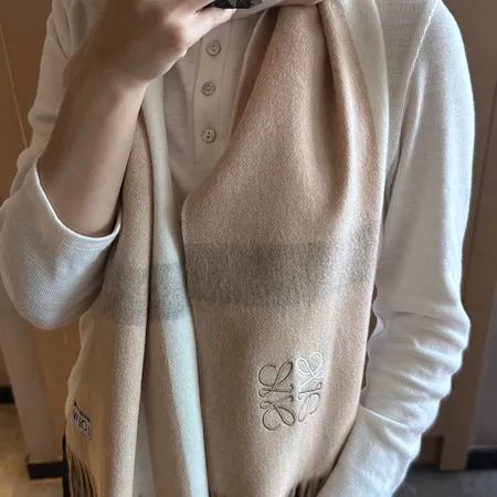 スーパーコピー ロエベ マフラー