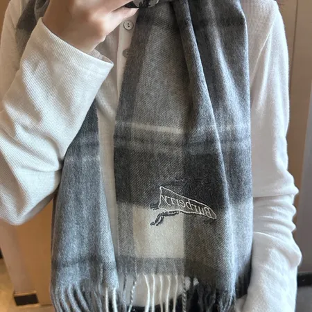 スーパーコピー バーバリー ス マフラー