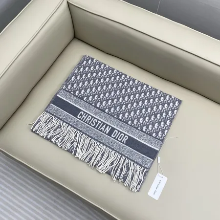 スーパーコピー ディオール マフラー