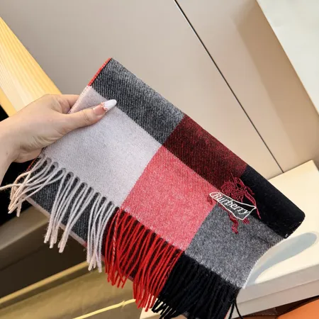 スーパーコピー バーバリー ス マフラー