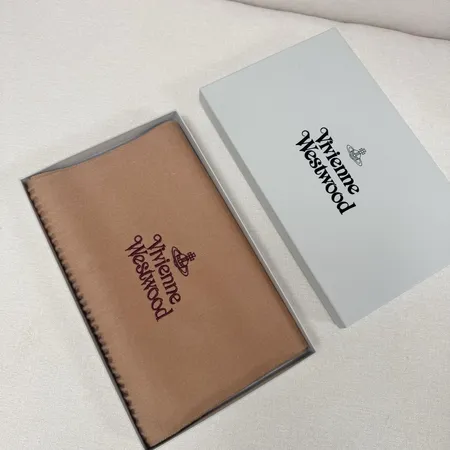 スーパーコピー ヴィヴィアン・ウエストウッド マフラー