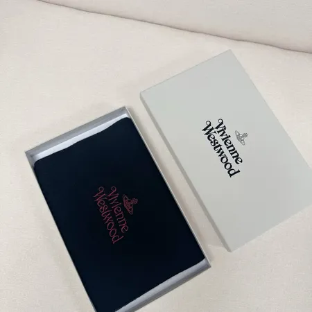 スーパーコピー ヴィヴィアン・ウエストウッド マフラー