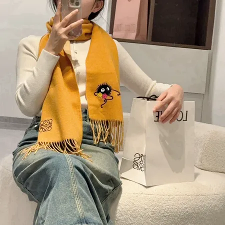 スーパーコピー ロエベ マフラー