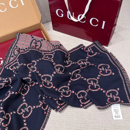 スーパーコピー グッチ マフラー