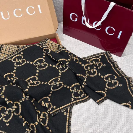 スーパーコピー グッチ マフラー