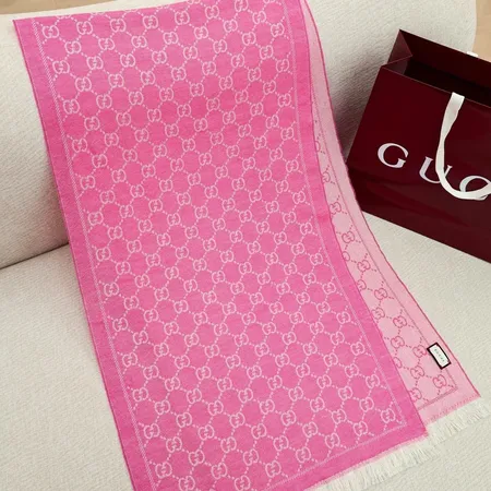 スーパーコピー グッチ マフラー