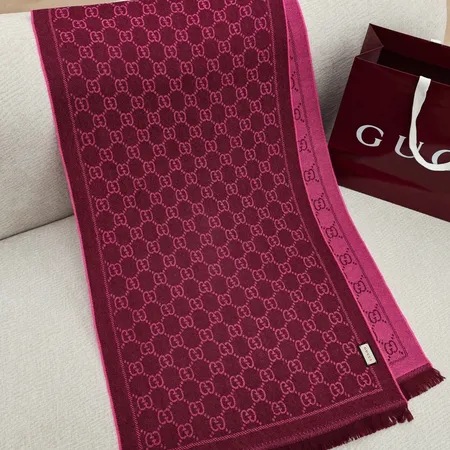 スーパーコピー グッチ マフラー