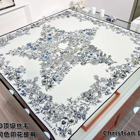 スーパーコピー ディオール マフラー