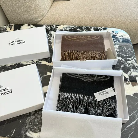 スーパーコピー ヴィヴィアン・ウエストウッド マフラー