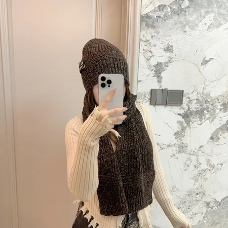 スーパーコピー ミュウミュウ マフラー